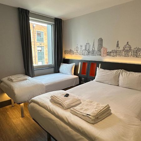 Easyhotel Cardiff Luaran gambar