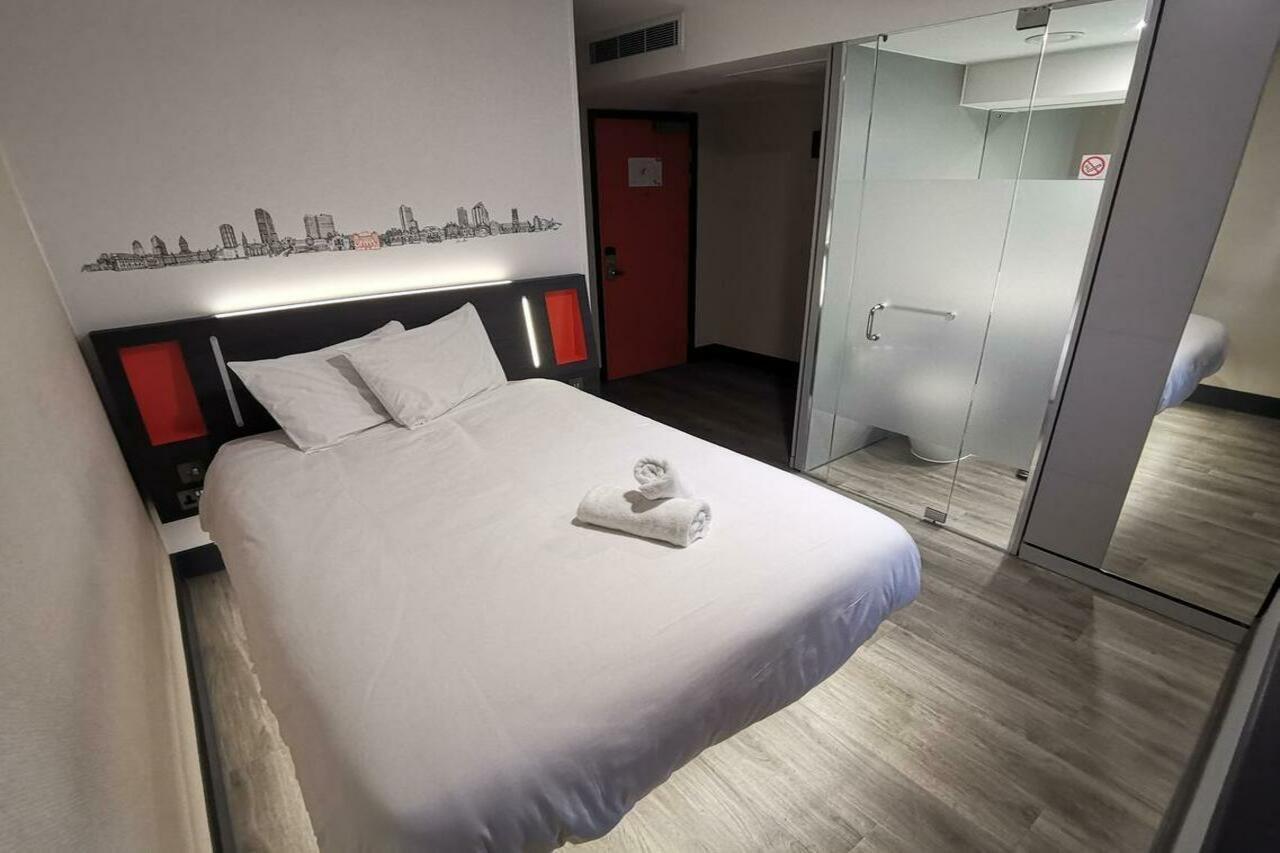 Easyhotel Cardiff Luaran gambar