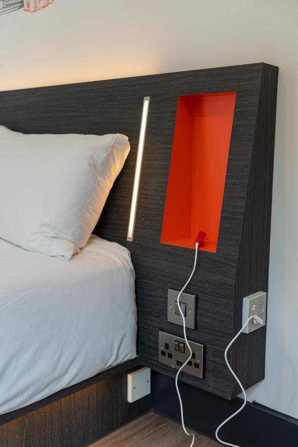 Easyhotel Cardiff Luaran gambar