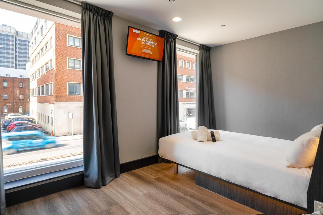 Easyhotel Cardiff Luaran gambar